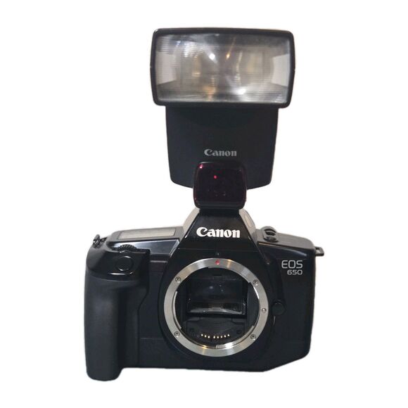 Canon EOS 650 35mm SLR Film Camera w/ Canon Speedlite 380EX Flash Tested Works